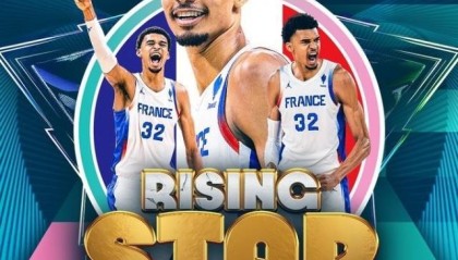 8868体育-詹姆斯获MVP 库里进入最佳阵容 科尔无缘最佳主帅