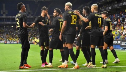 6886-罗德里戈惊艳 维尼修斯穿10号 巴西队4比1几内亚