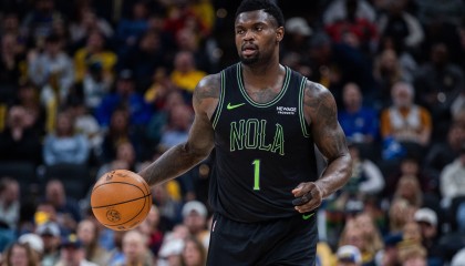 8868体育-够强硬！锡安单挑强突文班亚马抛投命中