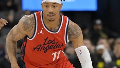 快船137-117鹈鹕3喜1忧！米勒+尼德豪泽好使，柯林斯伤情引担忧！|邓恩|新奥尔良鹈鹕队|洛杉矶快船队|篮板|nba_新浪体育_新浪新闻